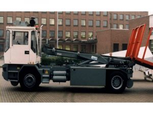 Sonderfahrzeug mit Waage SP1994 (für Containerverladung an Waggons)